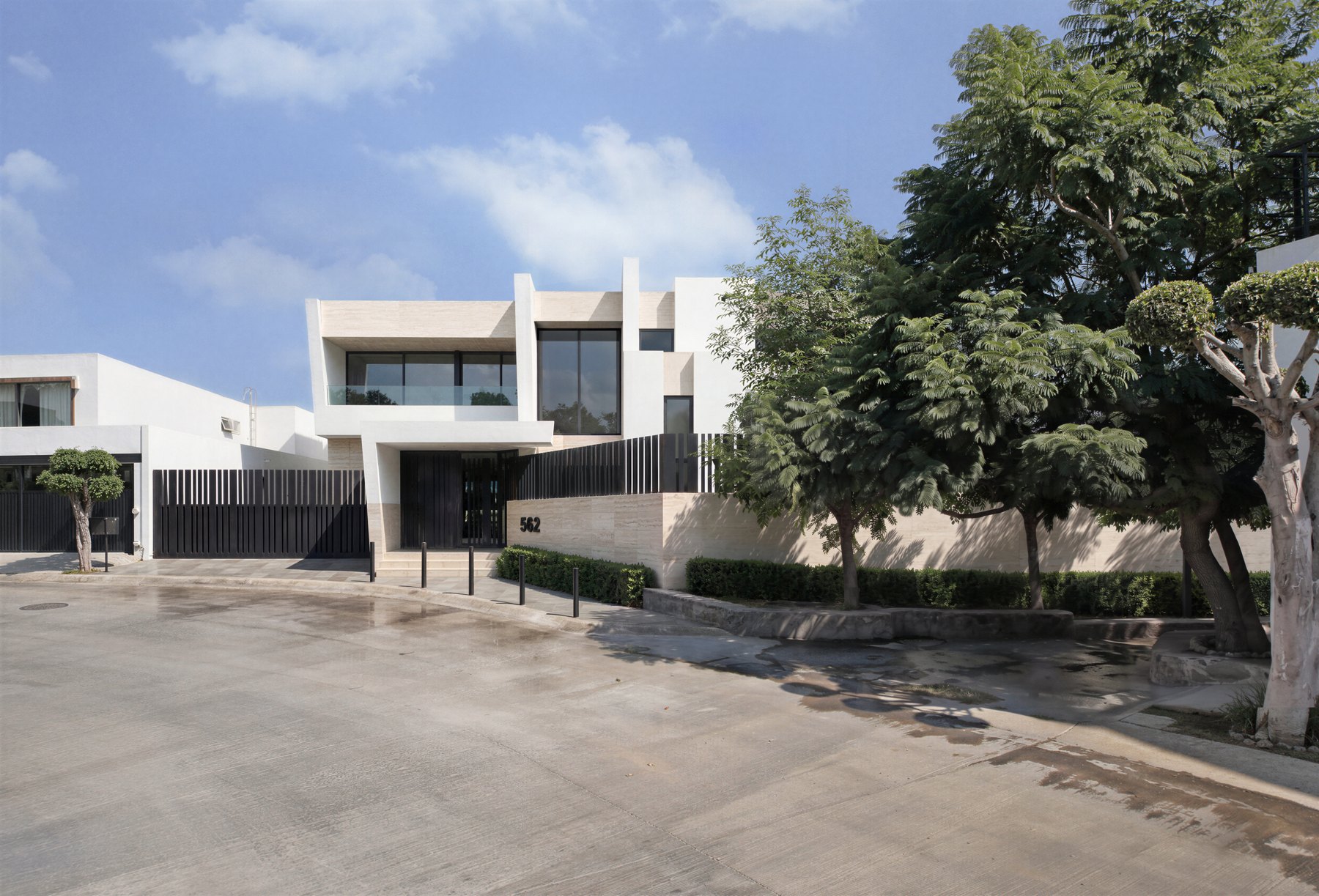 Víctor Díaz Arquitectos — Rebuilding a 25-Year Portfolio as Hyper-Realistic Imagery